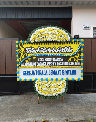 Papan Bunga Duka di Salawu