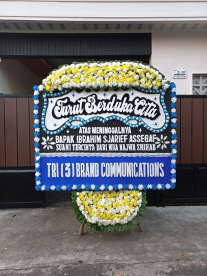 Papan Bunga Duka di Salawu